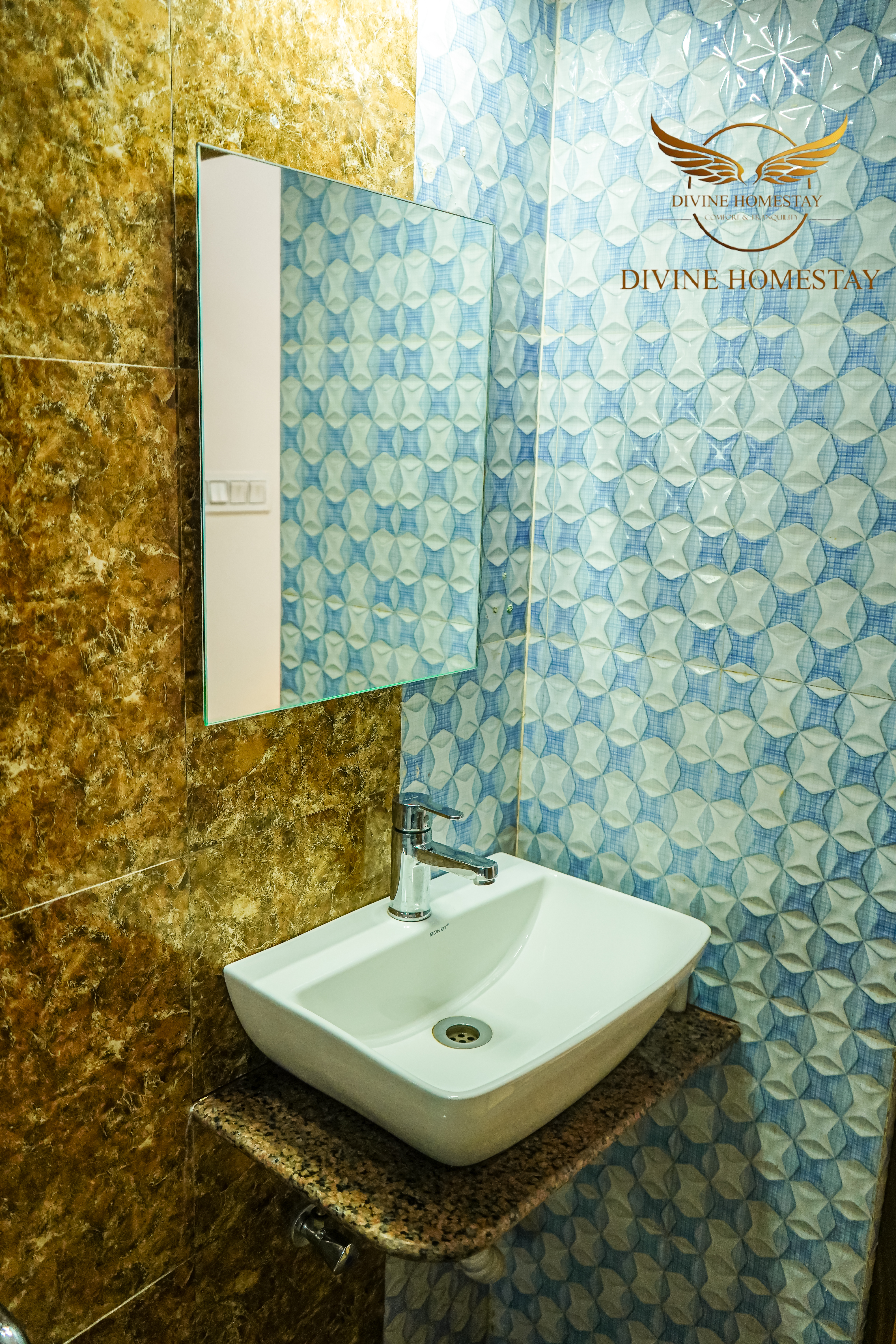 divinehomestay Room images